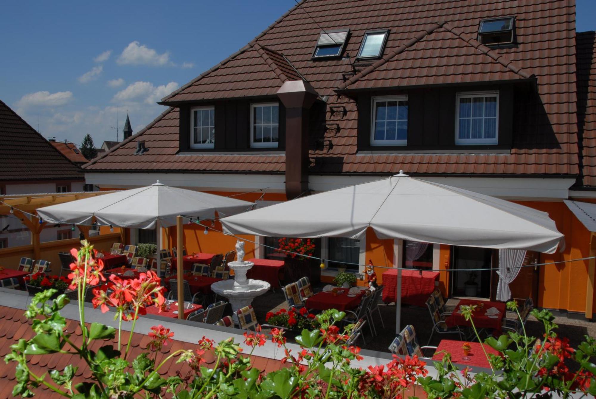 Hotel-Restaurant Schieble Kenzingen Exterior photo