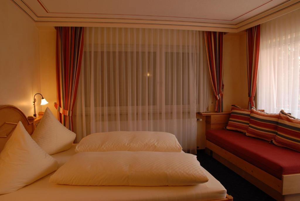 Hotel-Restaurant Schieble Kenzingen Room photo