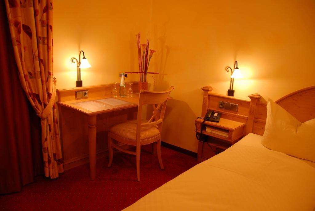 Hotel-Restaurant Schieble Kenzingen Room photo